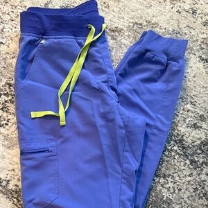 Figs Zamora purple jogger scrub pant